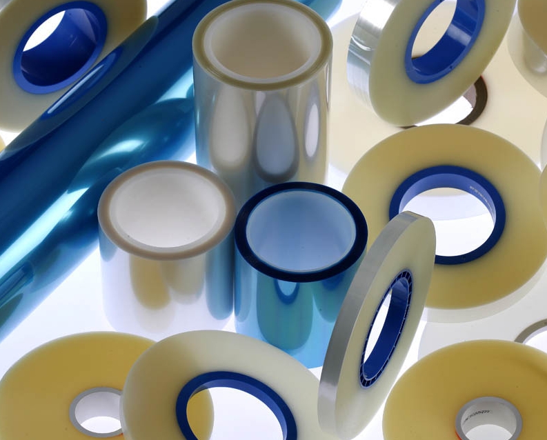 ĤͿ